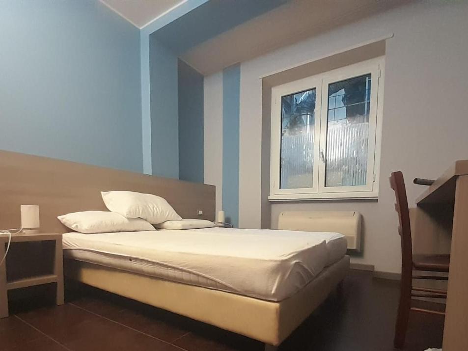 Hll Hotel Lungolago Lecco-Como Lake Экстерьер фото
